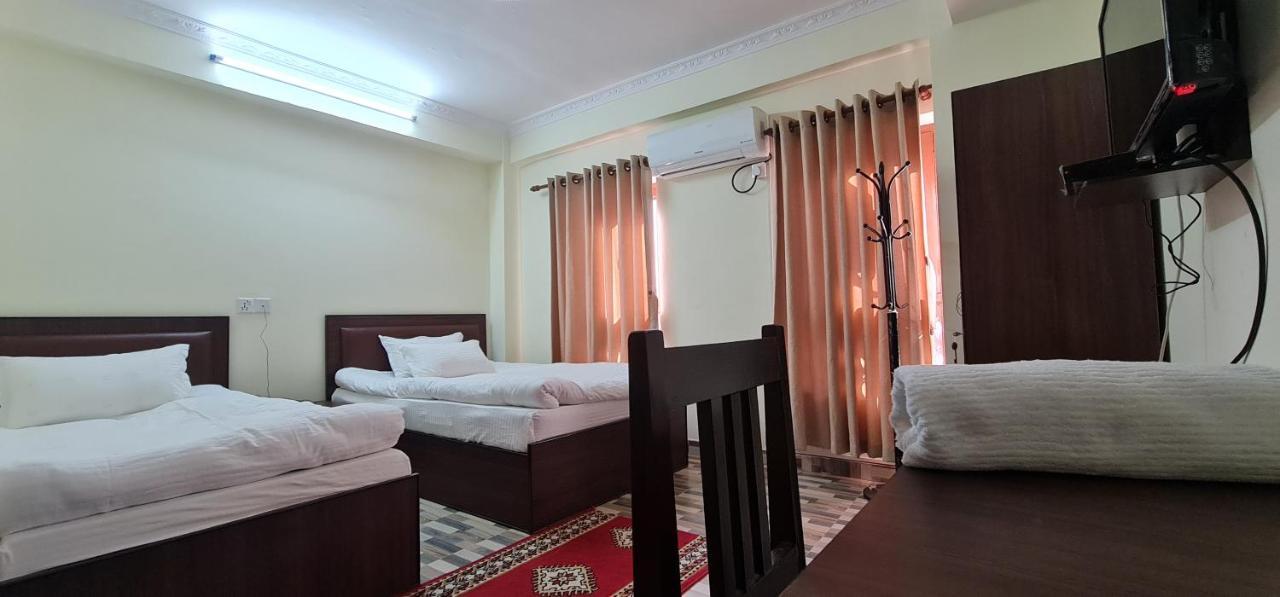Pashupati View Hotel Катманду Экстерьер фото